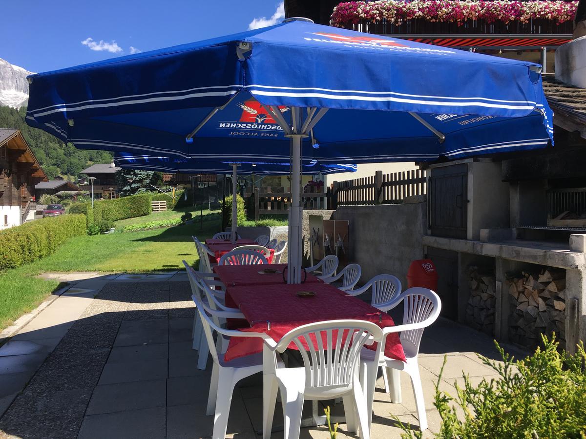Hotel Haus Muehlebach Ernen Экстерьер фото